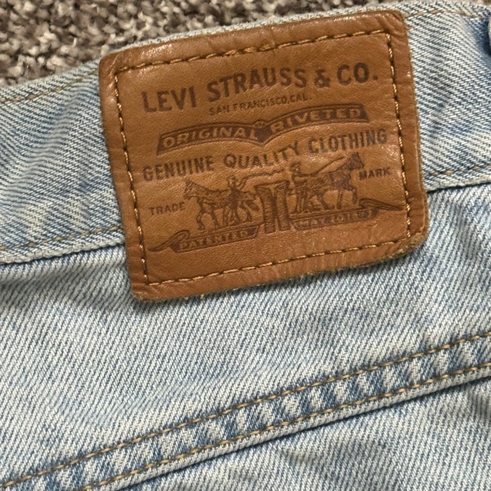 Levi’s denim shorts